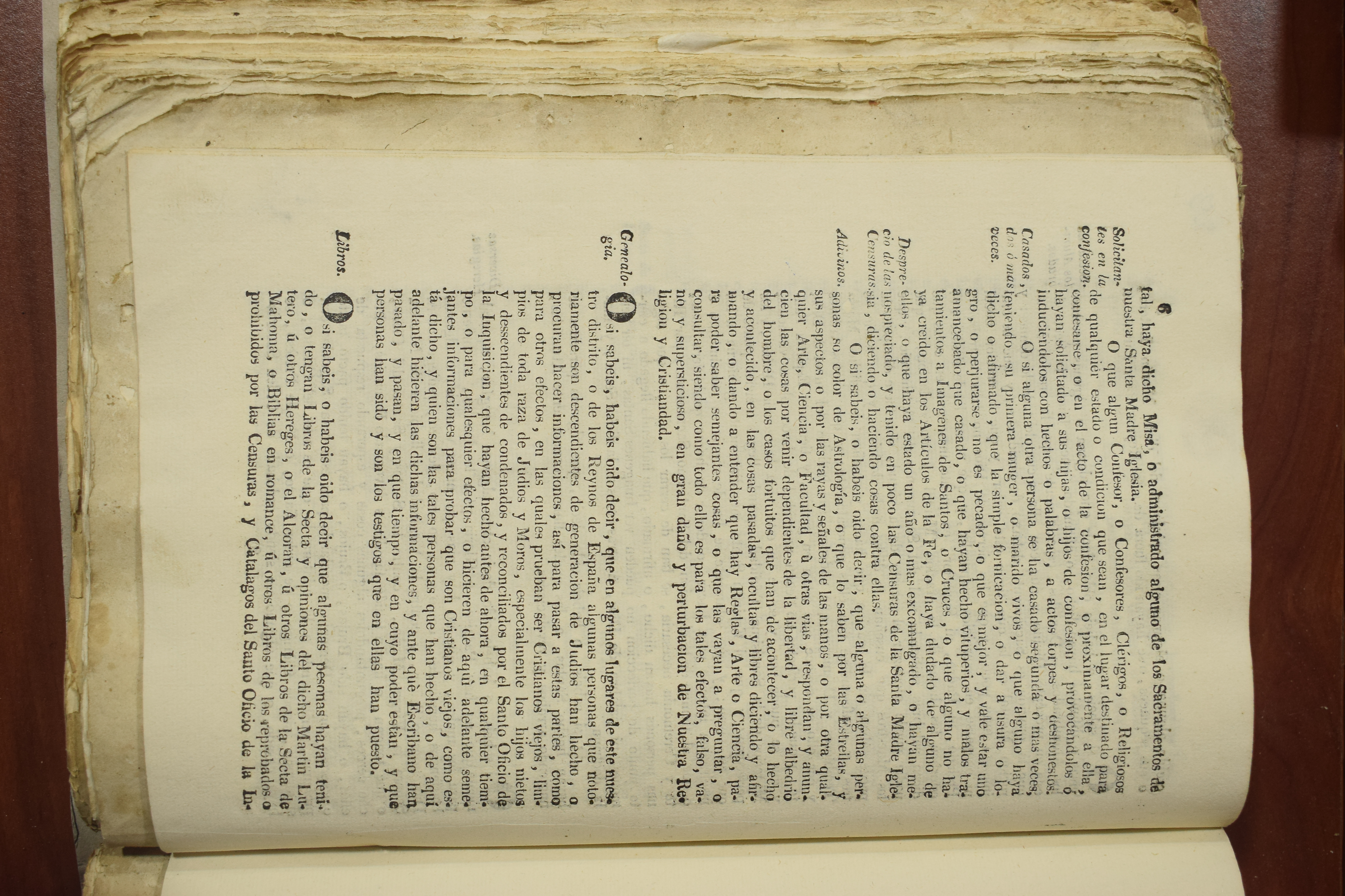 Edicto inquisitorial sobre solicitación, adivinación, genealogías y libros prohibidos